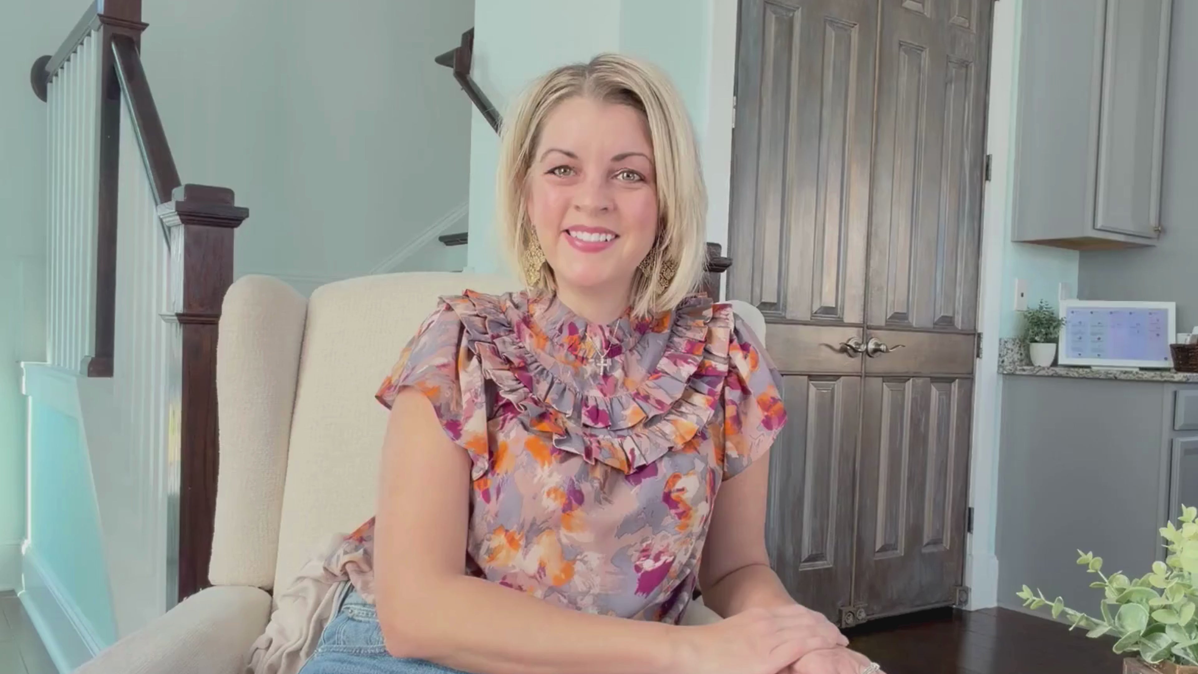 Jessica Lowery sharing The POWER of Elderberries Brand Story